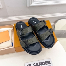 Louis Vuitton Slippers